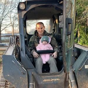 Meet your Posher, Dakota